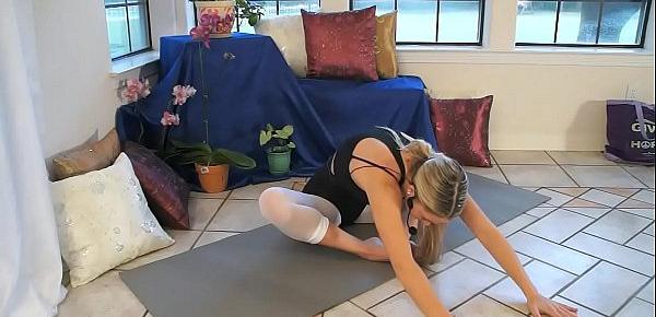  Flexibility Stretches For Dancers, Cheerleaders & Gymnasts, Beginners Exercises Routine